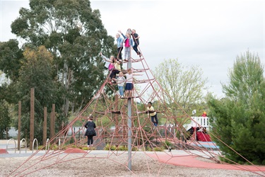 Lakes-Edge-Adventure-Park.jpg
